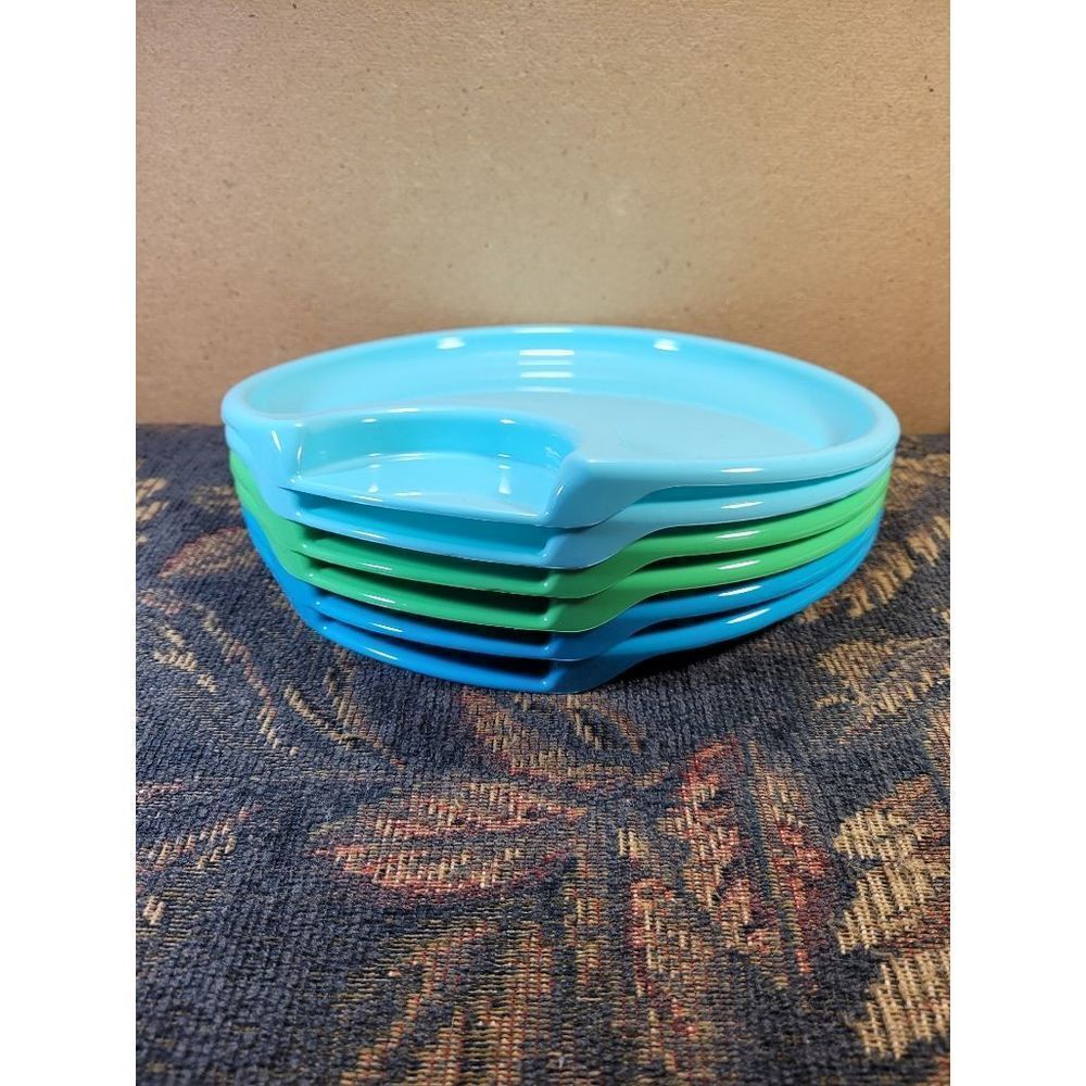 Pampered Chef Outdoor Picnic Plates Set of 6